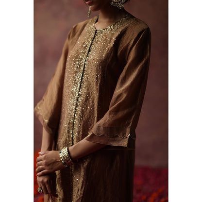 Begum Pret PAAKIZAH Gold Kurta with Pant & Dupatta (Set of 3)