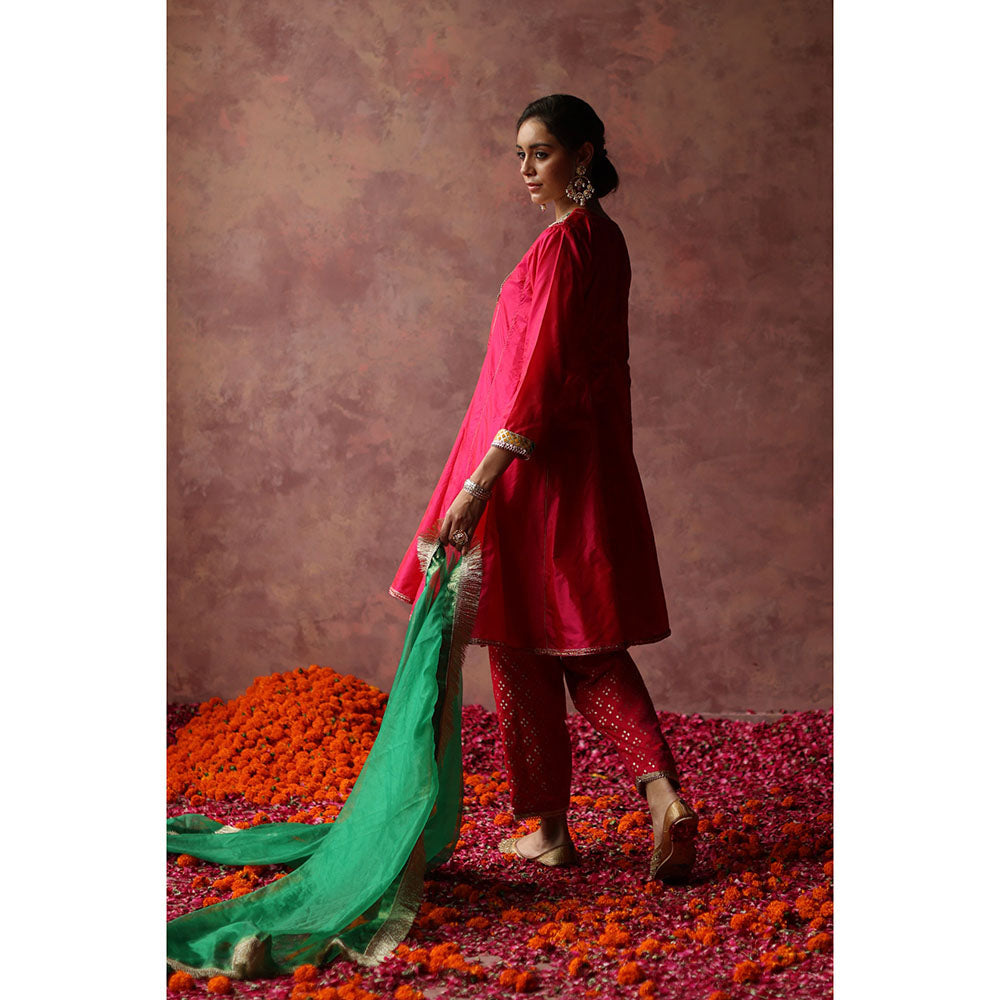 Begum Pret RUMI Pink Kurta with Pant & Green Dupatta (Set of 3)