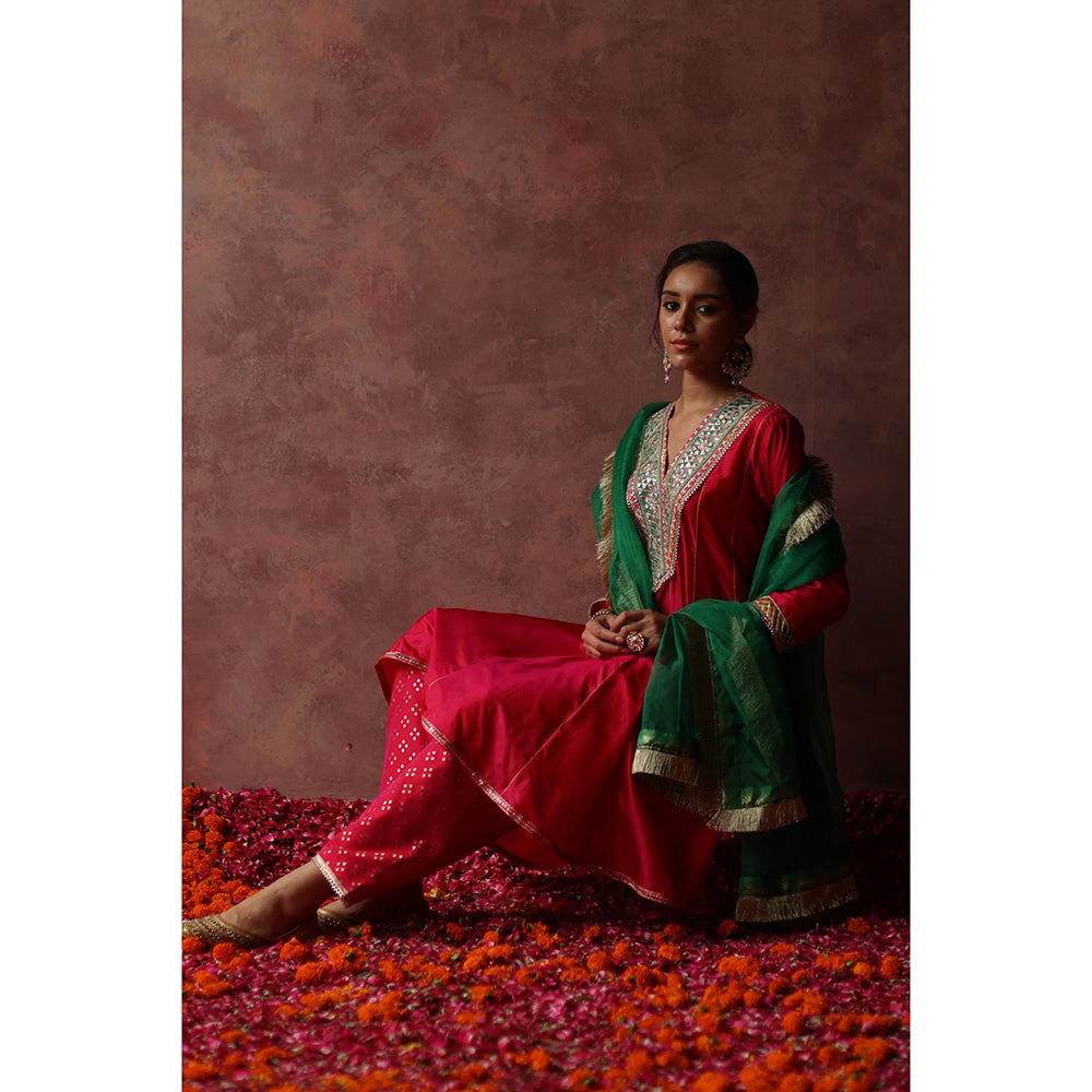 Begum Pret RUMI Pink Kurta with Pant & Green Dupatta (Set of 3)