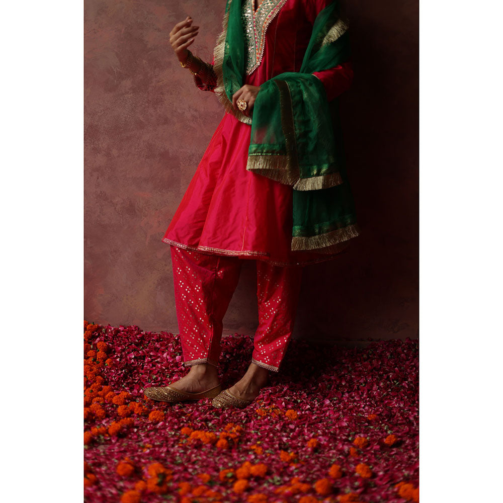 Begum Pret RUMI Pink Kurta with Pant & Green Dupatta (Set of 3)