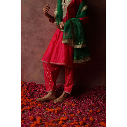 Begum Pret RUMI Pink Kurta with Pant & Green Dupatta (Set of 3)