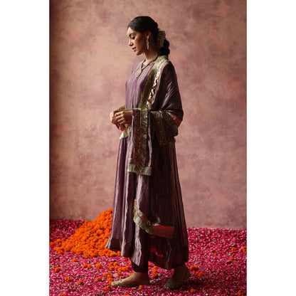 Begum Pret ZAAHRA Purple & Gold Kurta with Pant & Dupatta (Set of 3)