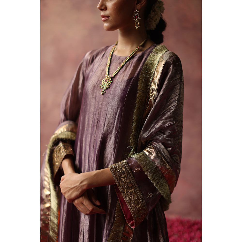 Begum Pret ZAAHRA Purple & Gold Kurta with Pant & Dupatta (Set of 3)