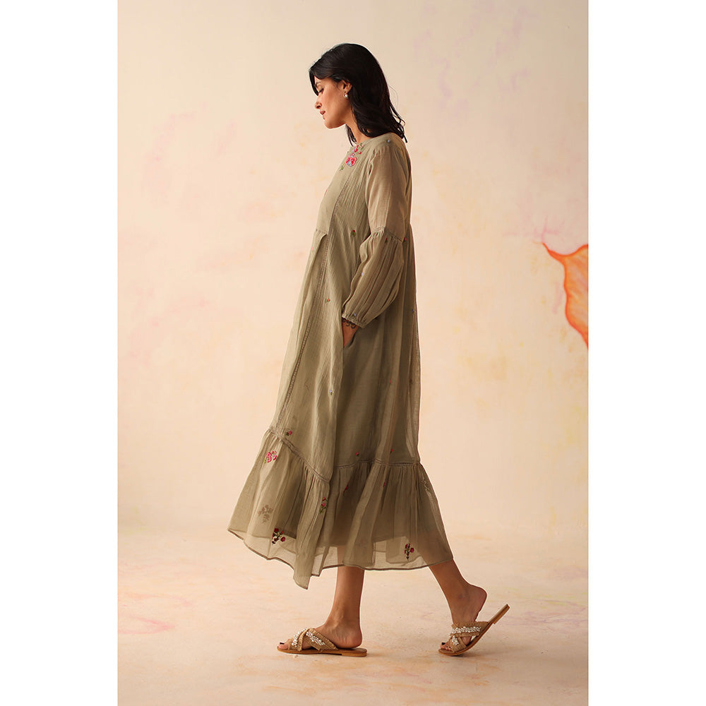 Begum Pret Grey Chinaar Dress with Slip (Set of 2)