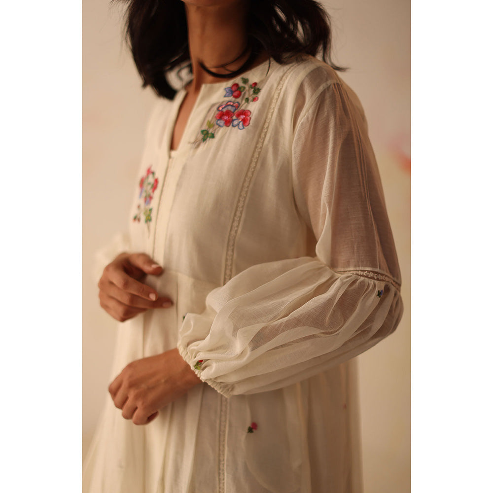 Begum Pret White Chinaar Dress with Slip (Set of 2)