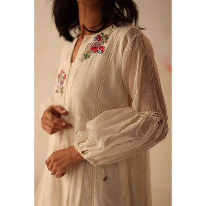 Begum Pret White Chinaar Dress with Slip (Set of 2)