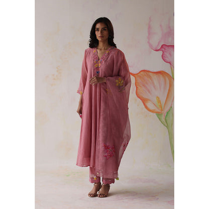 Begum Pret Pink Kinza Kurta with Pant with slip and Dupatta (Set of 4)