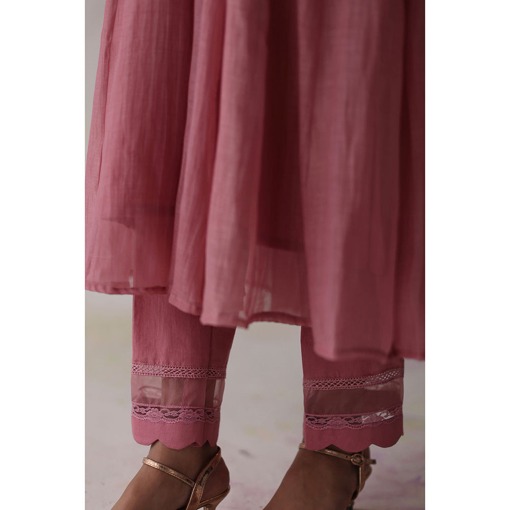 Begum Pret Pink Kinza Kurta with Pant with slip and Dupatta (Set of 4)