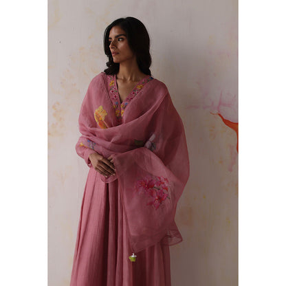 Begum Pret Pink Kinza Kurta with Pant with slip and Dupatta (Set of 4)