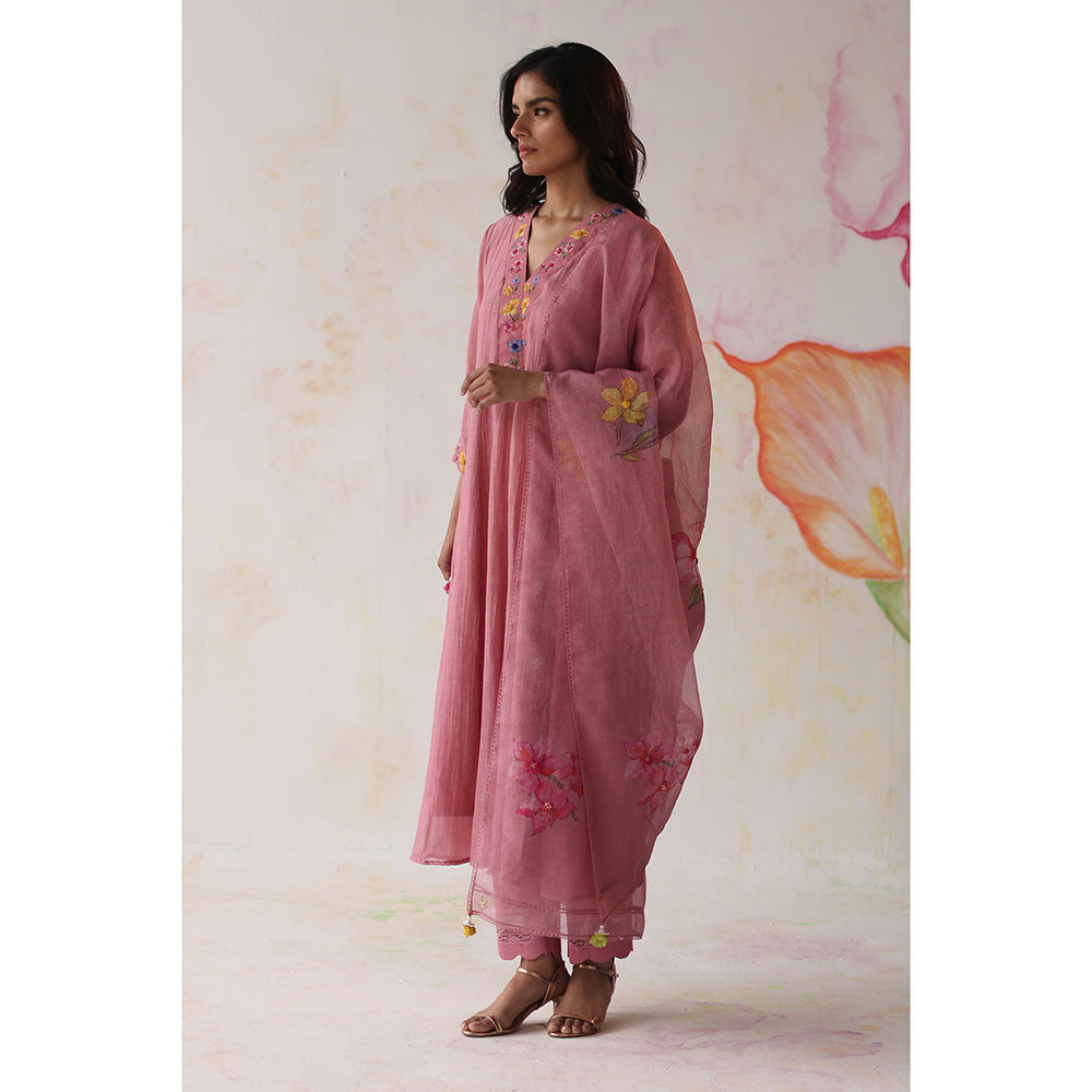 Begum Pret Pink Kinza Kurta with Pant with slip and Dupatta (Set of 4)