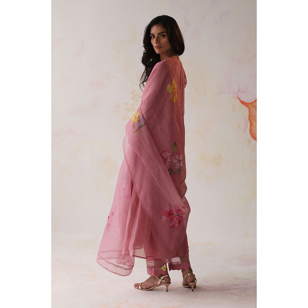 Begum Pret Pink Kinza Kurta with Pant with slip and Dupatta (Set of 4)