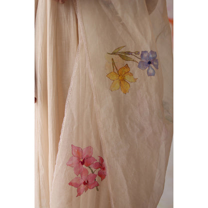 Begum Pret White Kinza Kurta with Pant with slip and Dupatta (Set of 4)