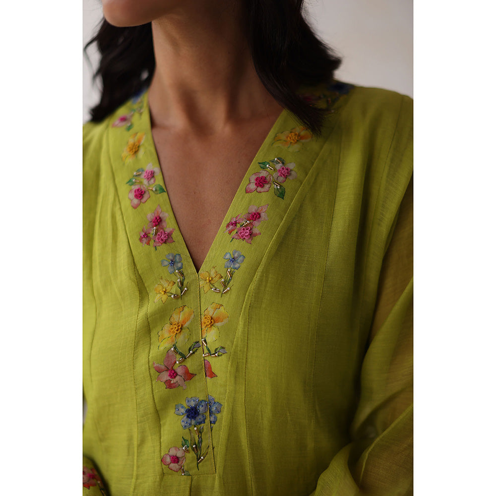 Begum Pret Green Kinza Kurta with Pant with slip and Dupatta (Set of 4)