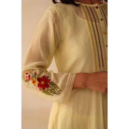 Begum Pret Cream Aqsa Kurta with Pant and slip (Set of 3)