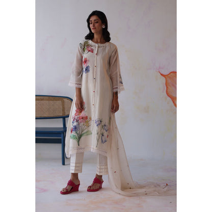 Begum Pret White Amaltas Kurta with Pant with slip and Dupatta (Set of 4)