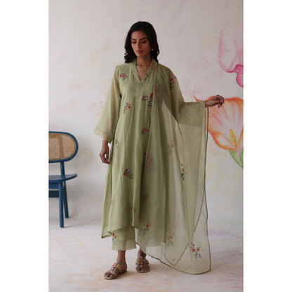 Begum Pret Green Nishat Kurta with Pant with slip and Dupatta (Set of 4)