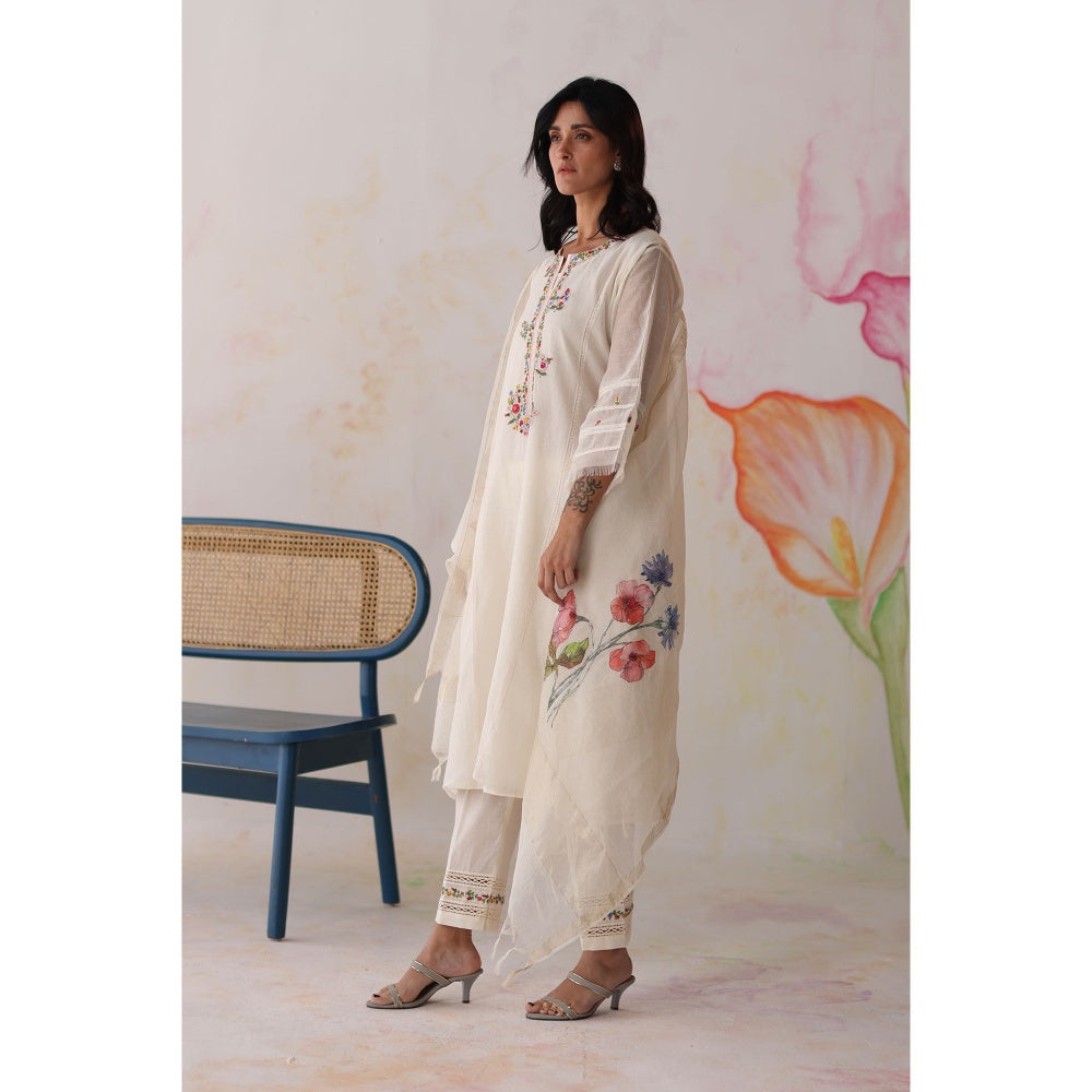 Begum Pret White Mogra Kurta with Pant with slip and Dupatta (Set of 4)