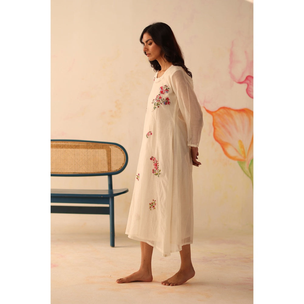 Begum Pret White Fariha Dress with Slip (Set of 2)