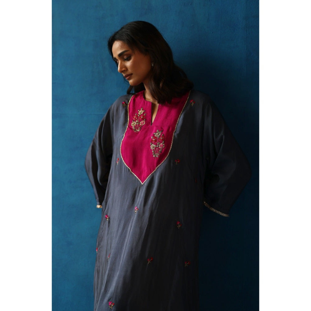 Begum Pret Blue & Pink Imly Phiran Kurta with Pants (Set of 2)