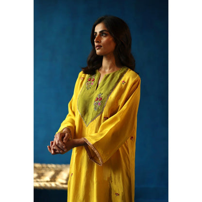 Begum Pret Yellow & Green Imly Phiran Kurta with Pants (Set of 2)