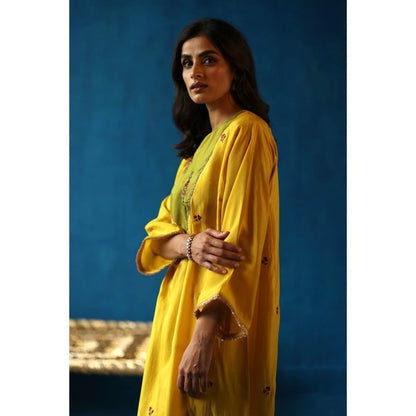 Begum Pret Yellow & Green Imly Phiran Kurta with Pants (Set of 2)