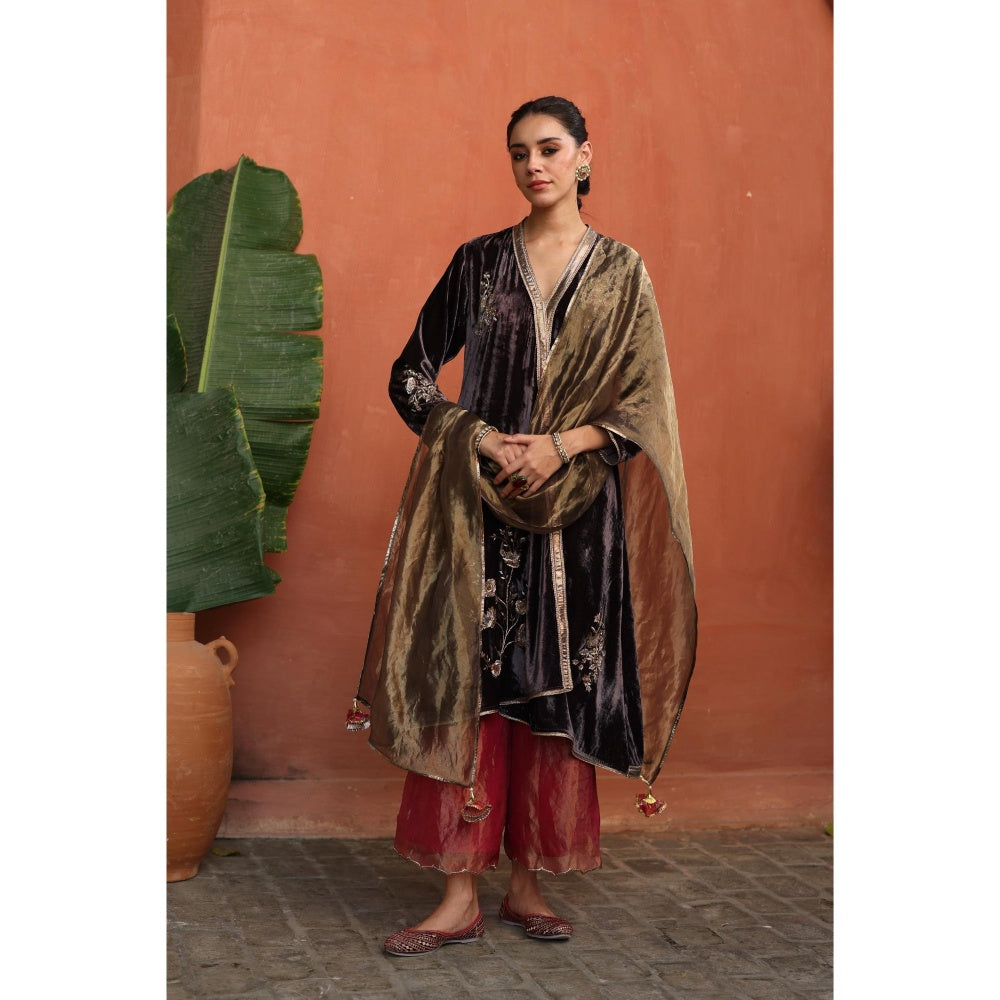 Begum Pret Purple Maghai Kurta with Pant and Dupatta (Set of 3)