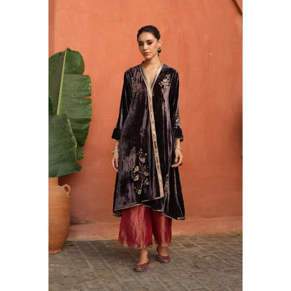 Begum Pret Purple Maghai Kurta with Pant and Dupatta (Set of 3)