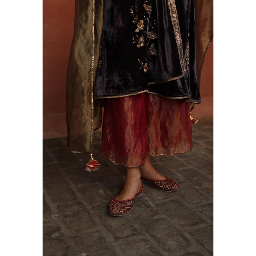 Begum Pret Purple Maghai Kurta with Pant and Dupatta (Set of 3)