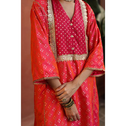 Begum Pret Peach Faris Phiran Kurta with Pant (Set of 2)