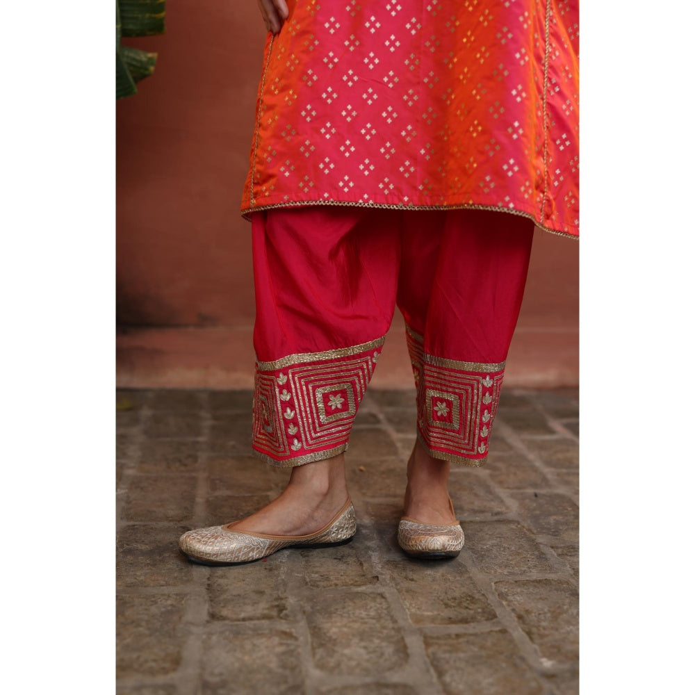 Begum Pret Peach Faris Phiran Kurta with Pant (Set of 2)