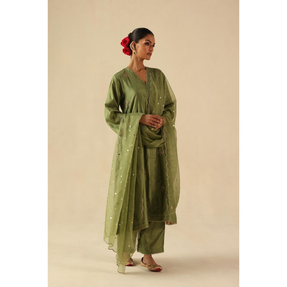 Begum Pret Green Kohinoor Kurta with Pant and Dupatta
