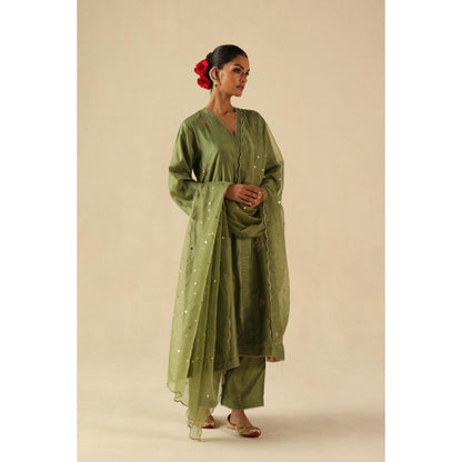 Begum Pret Green Kohinoor Kurta with Pant and Dupatta