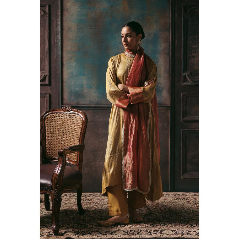 Begum Pret Yellow Gauhar Kurta Wit Pant and Dupatta