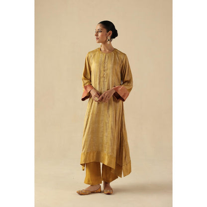 Begum Pret Yellow Gauhar Kurta Wit Pant and Dupatta