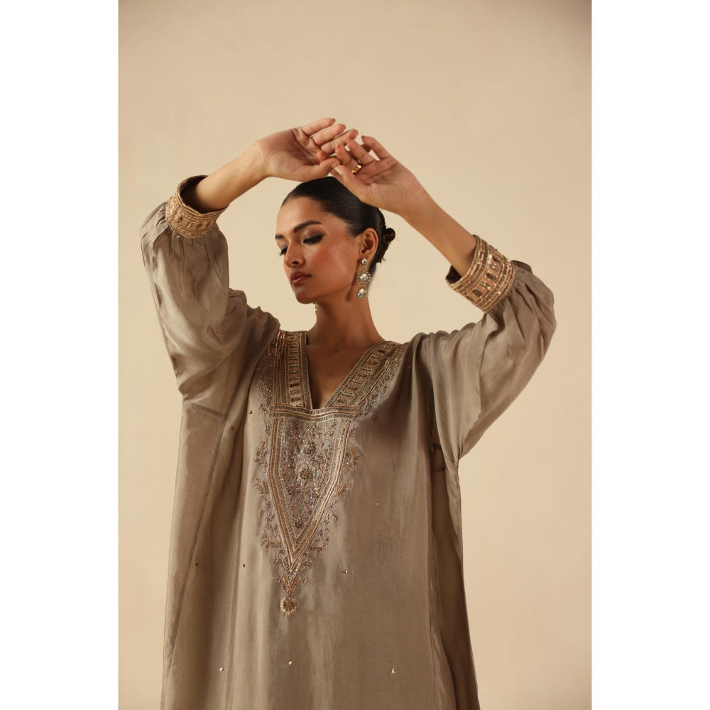 Begum Pret Grey Saaz Phiran Kurta with Pant