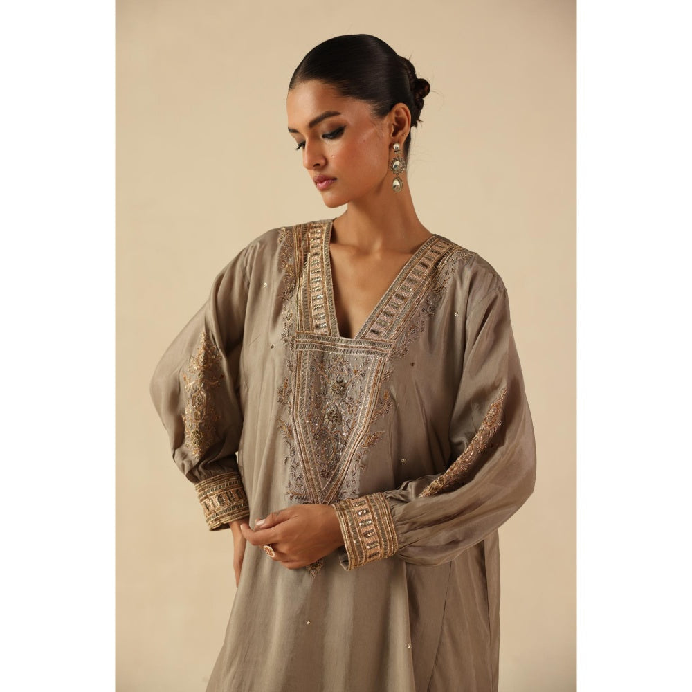 Begum Pret Grey Saaz Phiran Kurta with Pant
