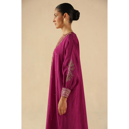 Begum Pret Magenta Saaz Phiran Kurta with Pant