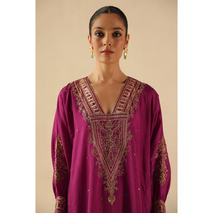 Begum Pret Magenta Saaz Phiran Kurta with Pant