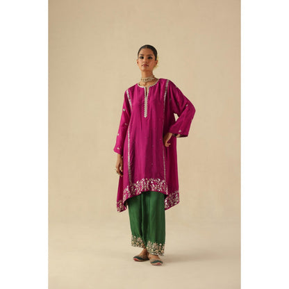 Begum Pret Magenta Arzoo Short Kurta with Pant and Dupatta