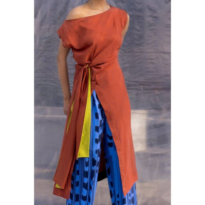 BENNCH Brown Yellow Knot Top