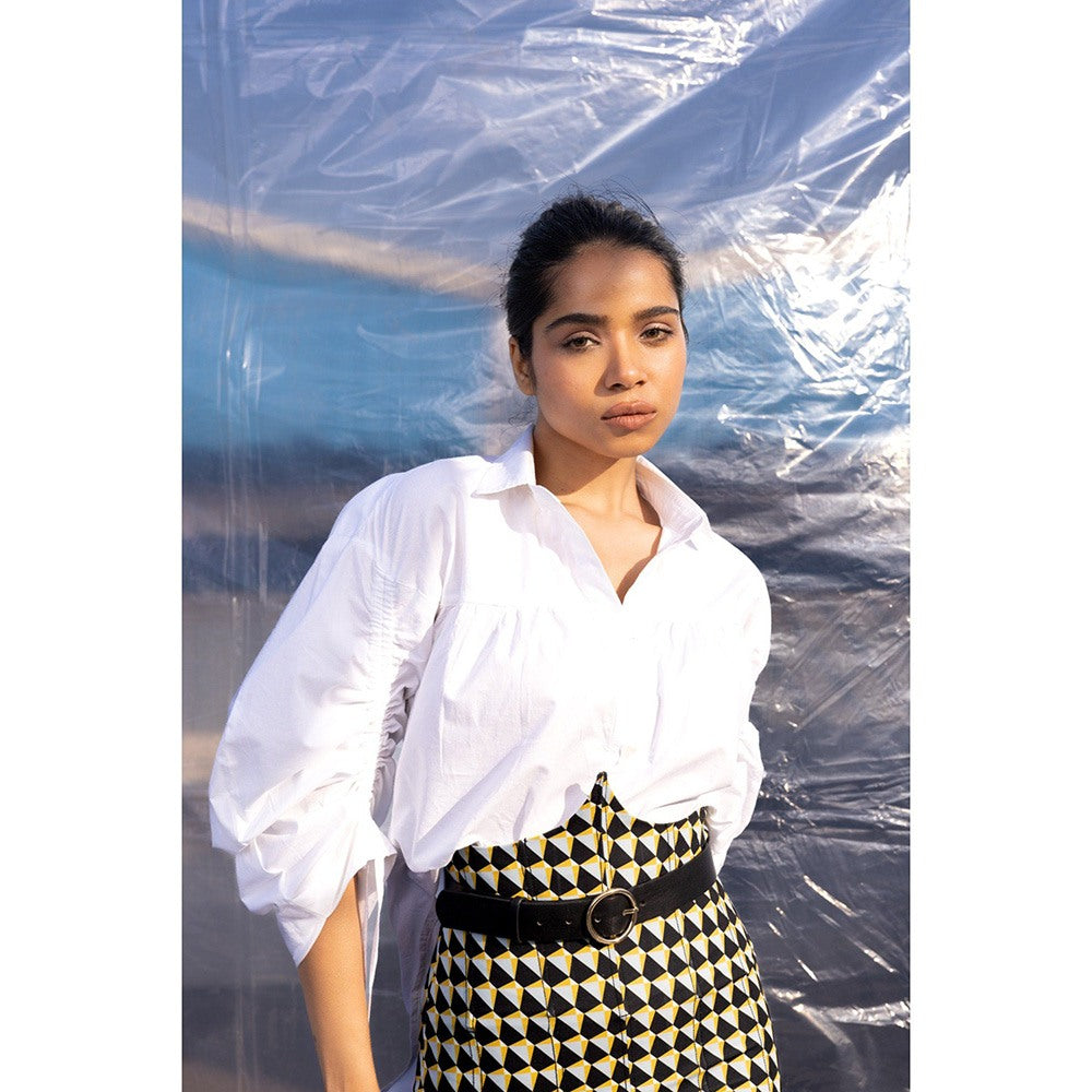 BENNCH White String Top