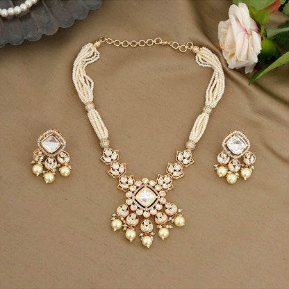 Beryachi Ira Pearls Necklace and Earrings