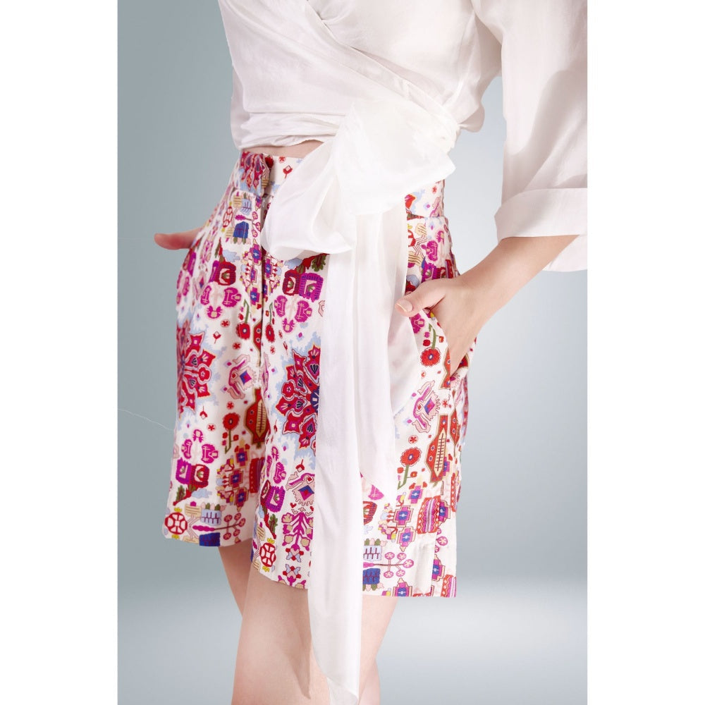 BETRUE White Mandala Silk Embroidered Wrap Shirt