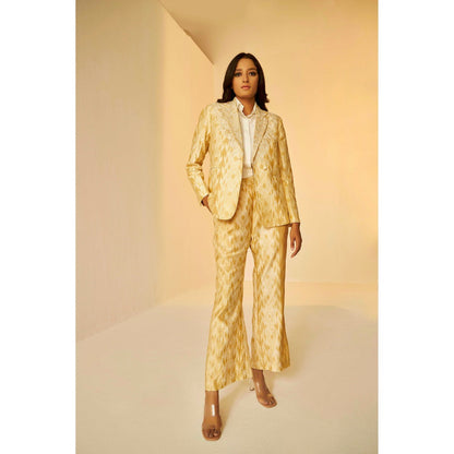 BETRUE Classic Blazer and Pants Set In Golden Shibori (Set of 2)