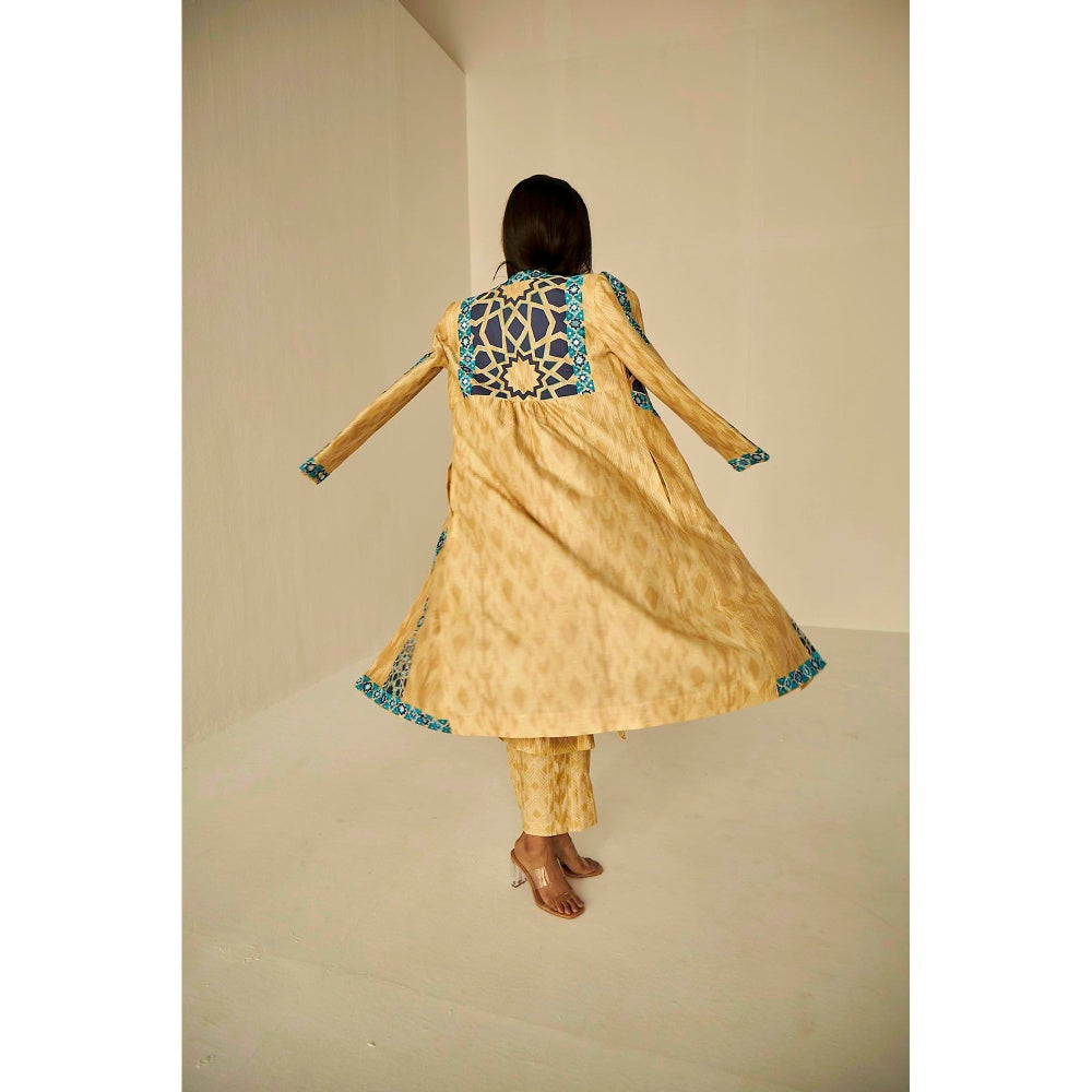 BETRUE The Window Trench, Kurta and Pant Set (Set of 3)