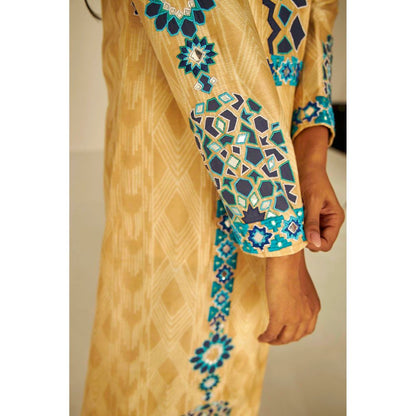 BETRUE The Window Trench, Kurta and Pant Set (Set of 3)