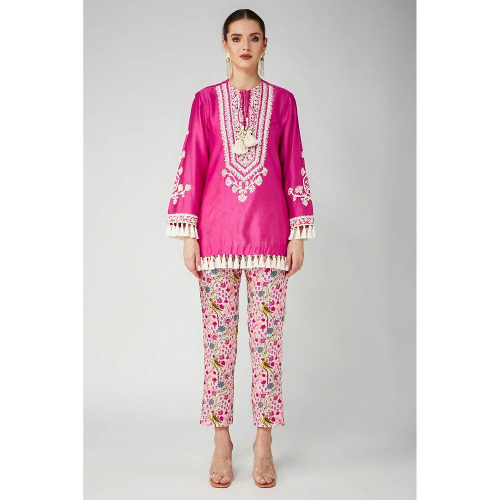 Betrue Rani Pink Chanderi Silk Embroidered Kurti