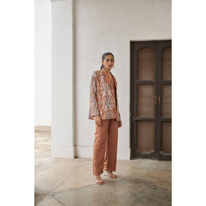 BETRUE Macchiato Embroidered Lily Jacket