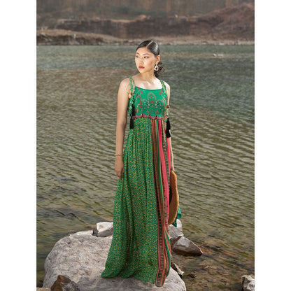 Bhanuni by Jyoti Women Printed Sacramento Green Maxi Dress