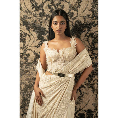 Jigar and Nikita Ivory Silk Saree With Stitched Blouse And Petticoat